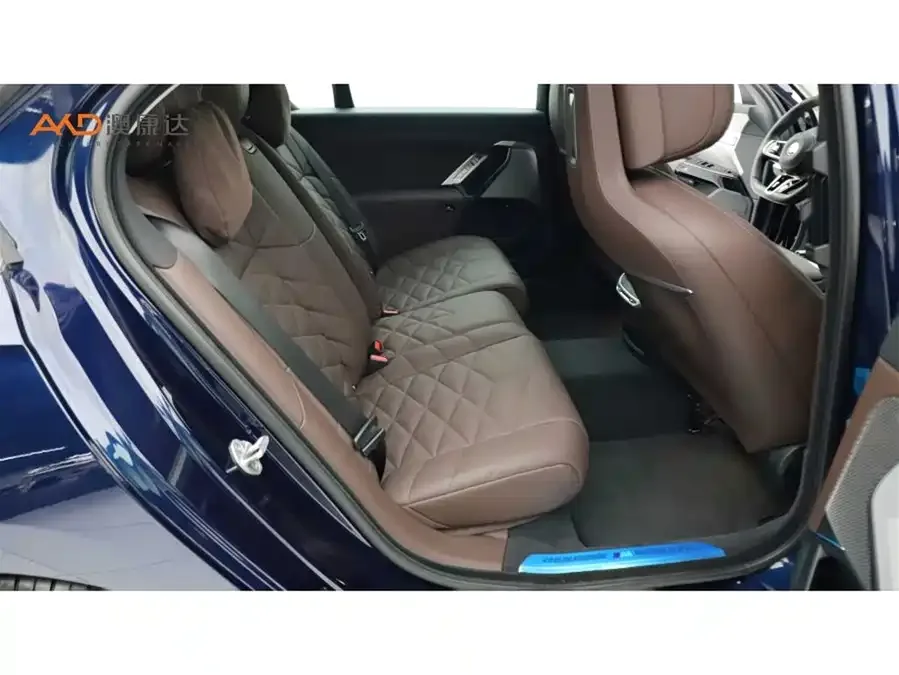 BMW 7 Series BMW 7 Series 2023 735Li M Sport Package 2025 — миниатюра 5