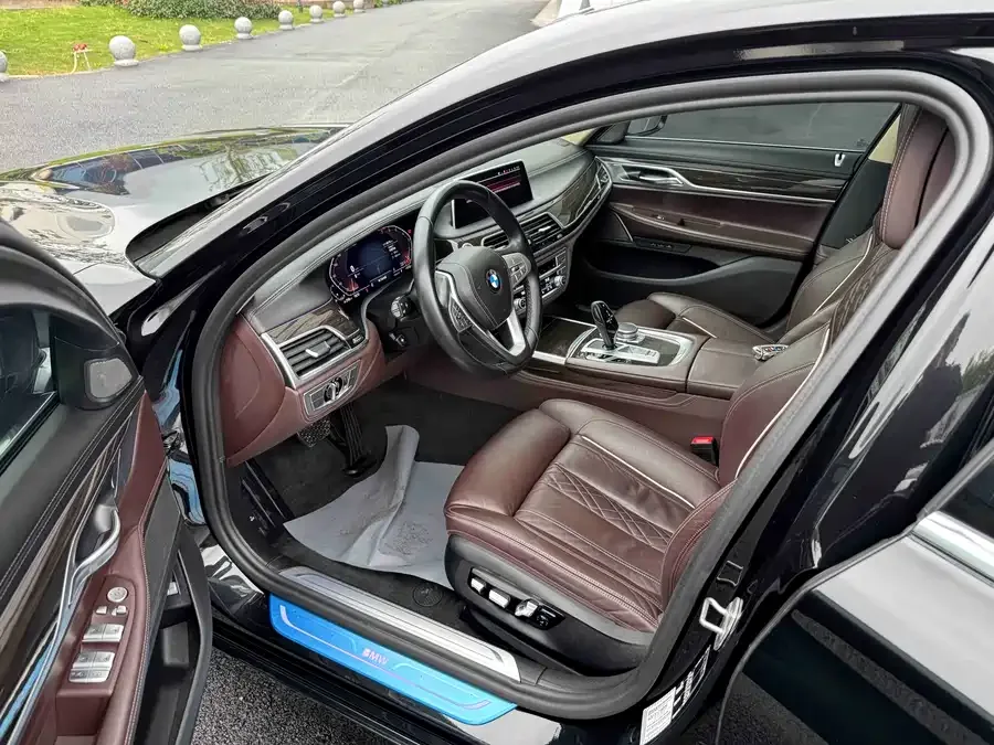BMW 7 Series BMW 7 Series 2021 730Li Luxury Package 2022 — миниатюра 5