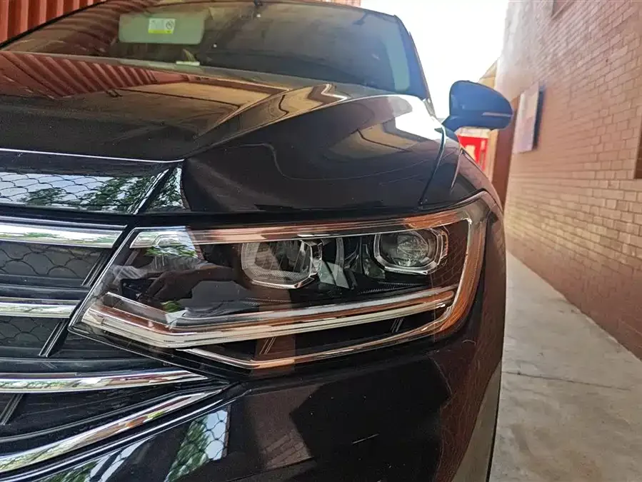 Volkswagen Tiguan L Tiguan L 2024 330TSI Automatic 2WD R-Line Enjoy Edition 2024 — миниатюра 2