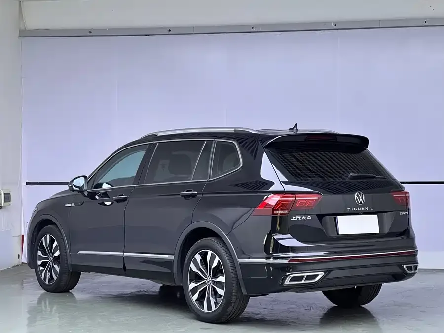Volkswagen Tiguan L Tiguan L 2024 330TSI Automatic 2WD R-Line Enjoy Edition 2024 — миниатюра 4