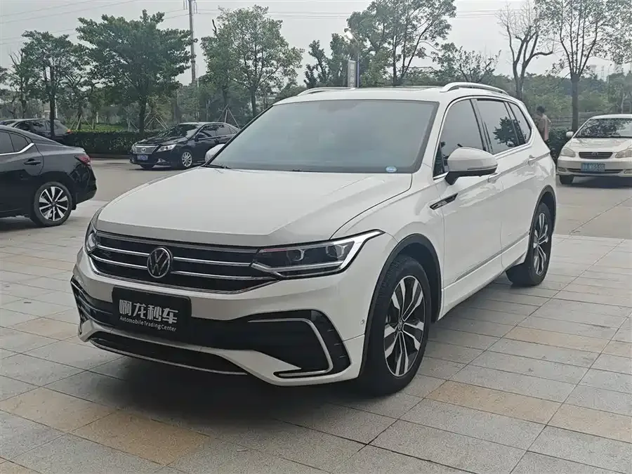 Volkswagen Tiguan L 2024