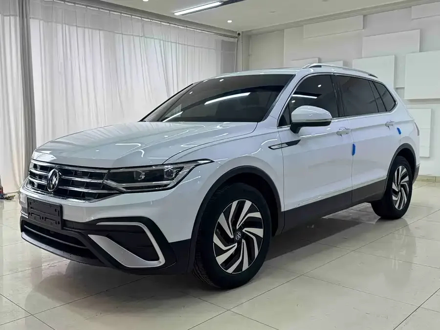 Volkswagen Tiguan L 2022