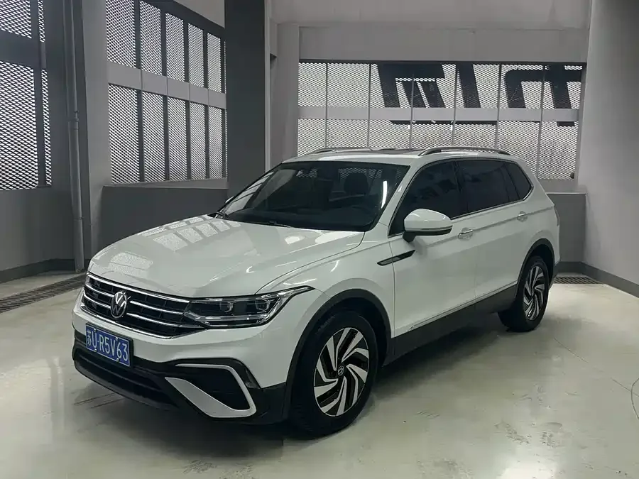 Volkswagen Tiguan L 2023