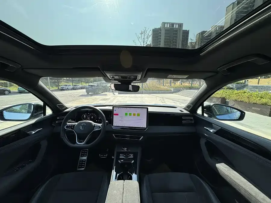 Volkswagen Tiguan L Tiguan L 2024 Pro 380TSI 4WD R-Line Premium Edition 2024 — миниатюра 3