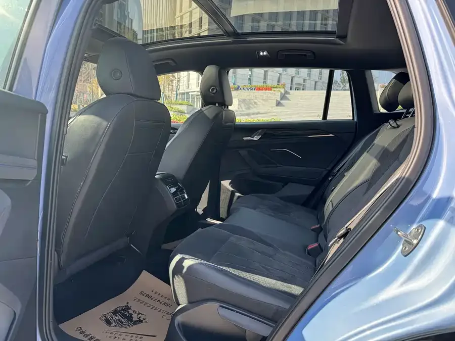 Volkswagen Tiguan L Tiguan L 2024 Pro 380TSI 4WD R-Line Premium Edition 2024 — миниатюра 5