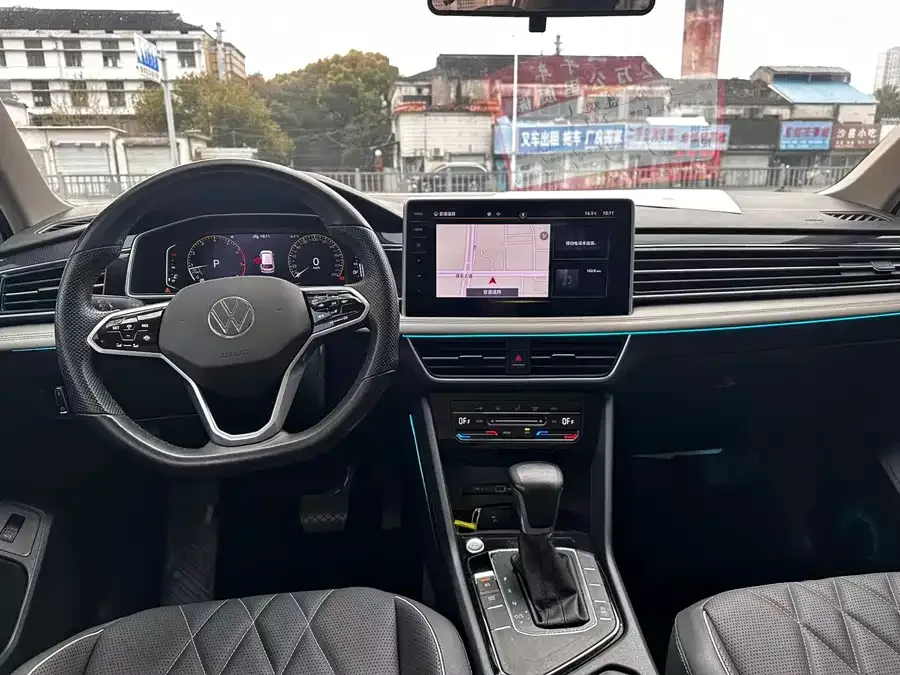 Volkswagen Tiguan L Tiguan L 2022 330TSI Automatic 2WD Smart Edition 2022 — миниатюра 3