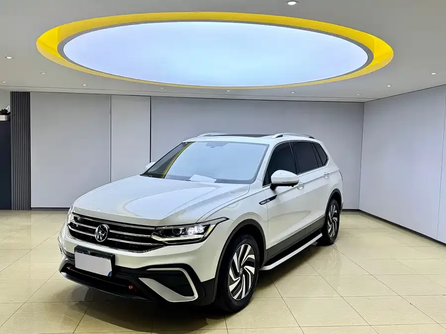 Volkswagen Tiguan L 2023