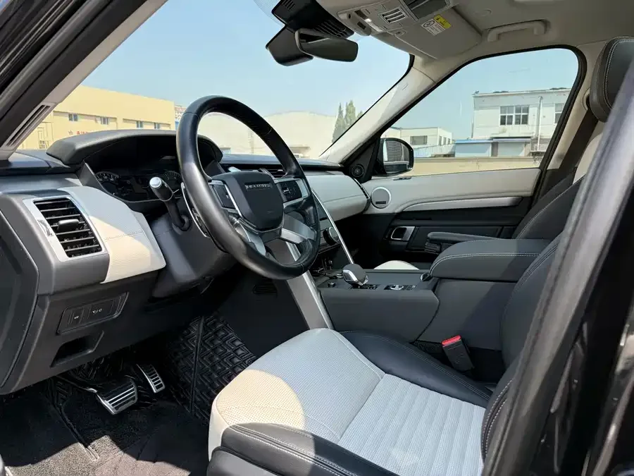 Land Rover finds 2023 facelift 360PS R-Dynamic S spotted 2022 — миниатюра 5