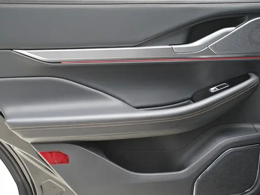 Lincoln Z 2022 i Cool Exclusive Edition 2022 — миниатюра 5