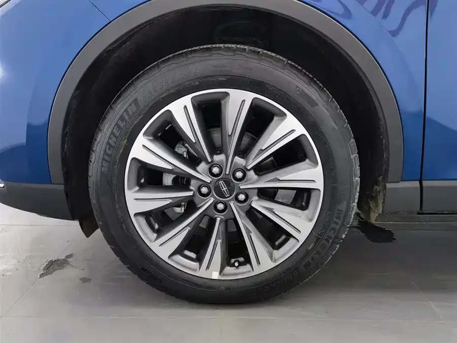 Lincoln Adventurer 2022 Explorer 2.0T 2WD Elegant Edition 2022 — миниатюра 5