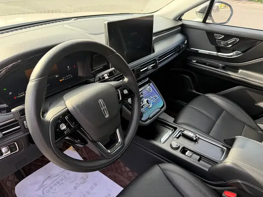 Lincoln Adventurer Adventurer 2022 2.0T two-wheel drive exclusive edition 2022 — миниатюра 3