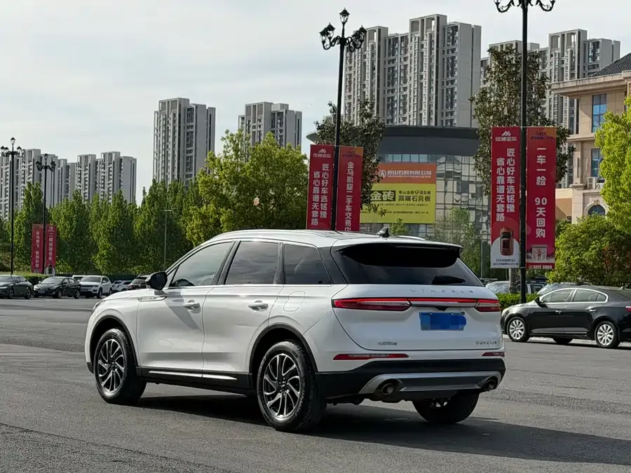 Lincoln Adventurer Adventurer 2022 2.0T two-wheel drive exclusive edition 2022 — миниатюра 4