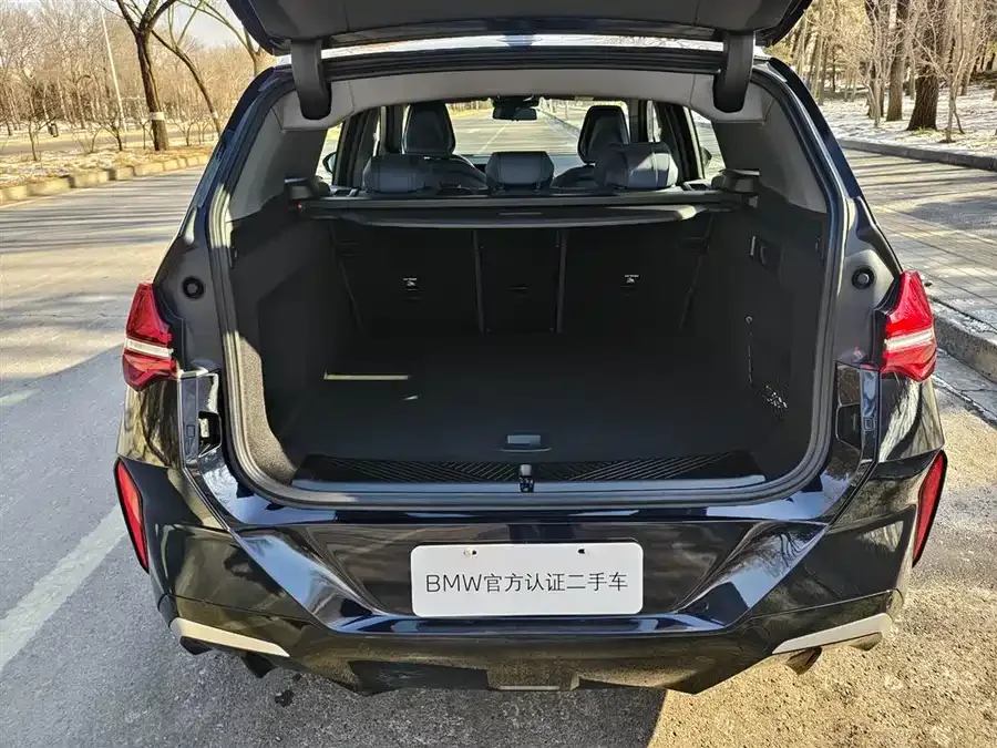 BMW X3 2025 xDrive30L Exclusive M Sport Package 2025 — миниатюра 4
