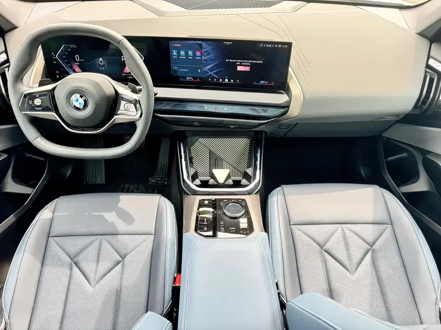 BMW X3 2025 xDrive25L Luxury Package 2025 — миниатюра 3