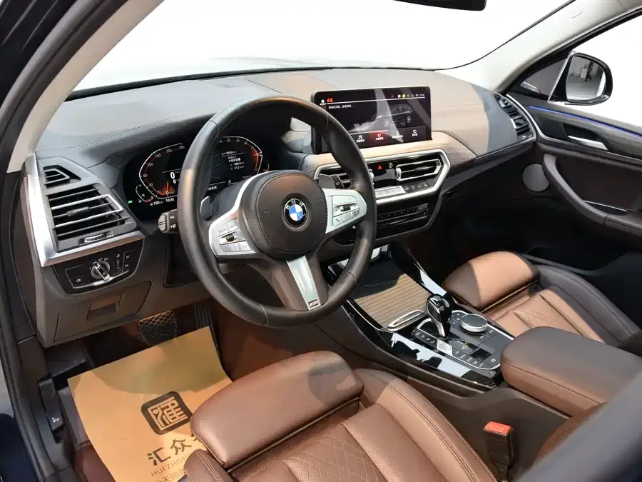 BMW X3 2022 Model 2 xDrive30i Leading M Night Edition 2023 — миниатюра 2