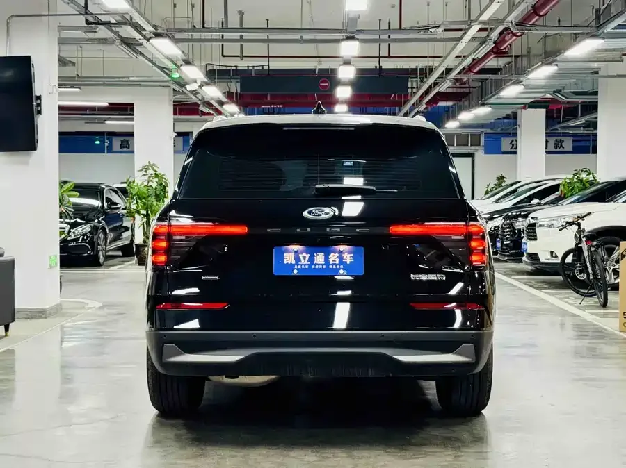 Ford Edge 2025 Sharp L 2.0T EcoBoost E Hybrid 2WD 7-seat Luxury Edition 2025 — миниатюра 2