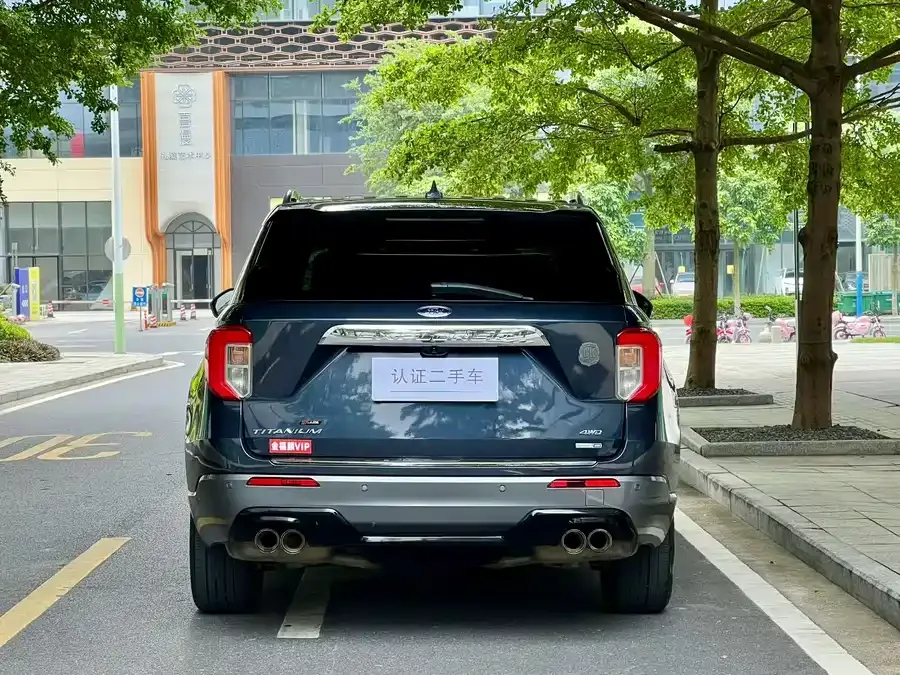 Ford Explorer Explorer 2020 EcoBoost 285 4WD Titanium Edition 7 Seaters 2022 — миниатюра 4