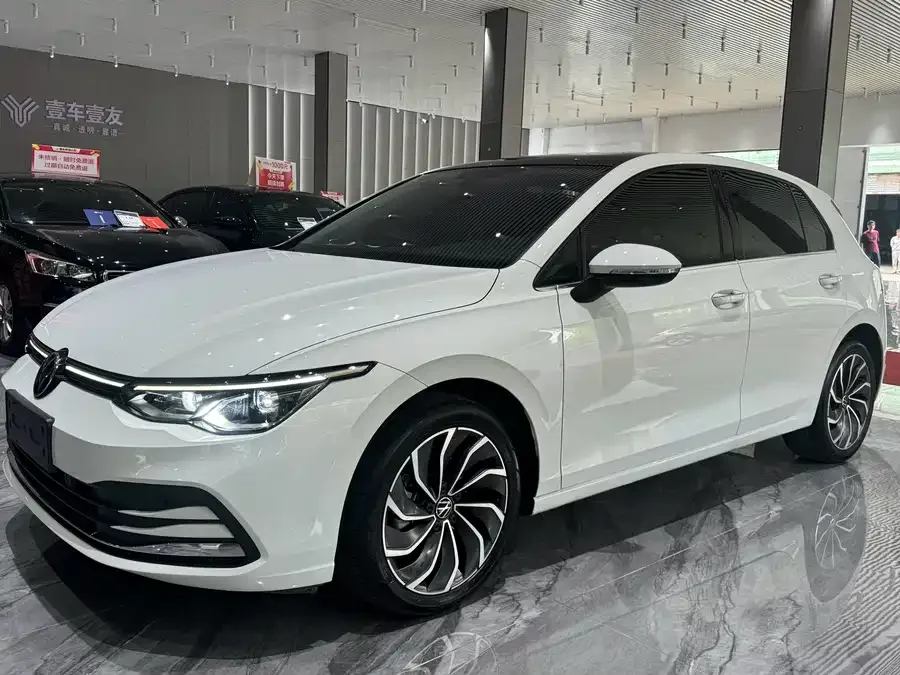 Volkswagen Golf 2023
