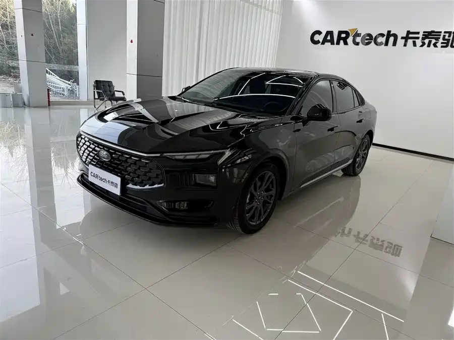 Ford Mondeo Mondeo 2025 2.0T EcoBoost Luxury Edition 2024 — фото 1, купить с доставкой в Москву