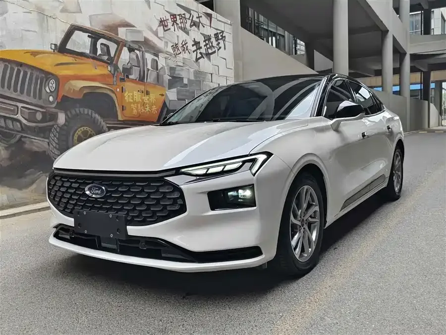 Ford Mondeo Mondeo 2022 facelift EcoBoost 245 luxury model 2022 — фото 1, купить с доставкой в Москву