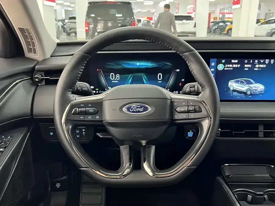 Ford Mondeo Mondeo 2022 facelift EcoBoost 245 luxury model 2023 — миниатюра 3