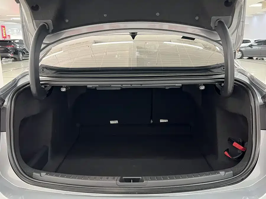 Ford Mondeo Mondeo 2022 facelift EcoBoost 245 luxury model 2023 — миниатюра 5