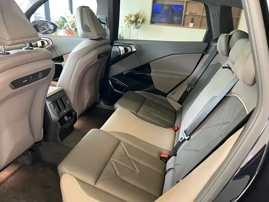 BMW X3 2023 xDrive25i M Sport Package 2025 — миниатюра 3