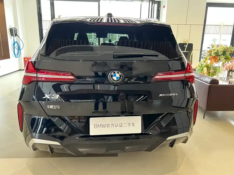 BMW X3 2023 xDrive25i M Sport Package 2025 — миниатюра 5