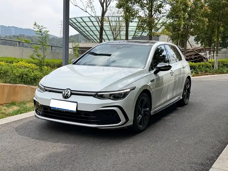 Volkswagen Golf 2022