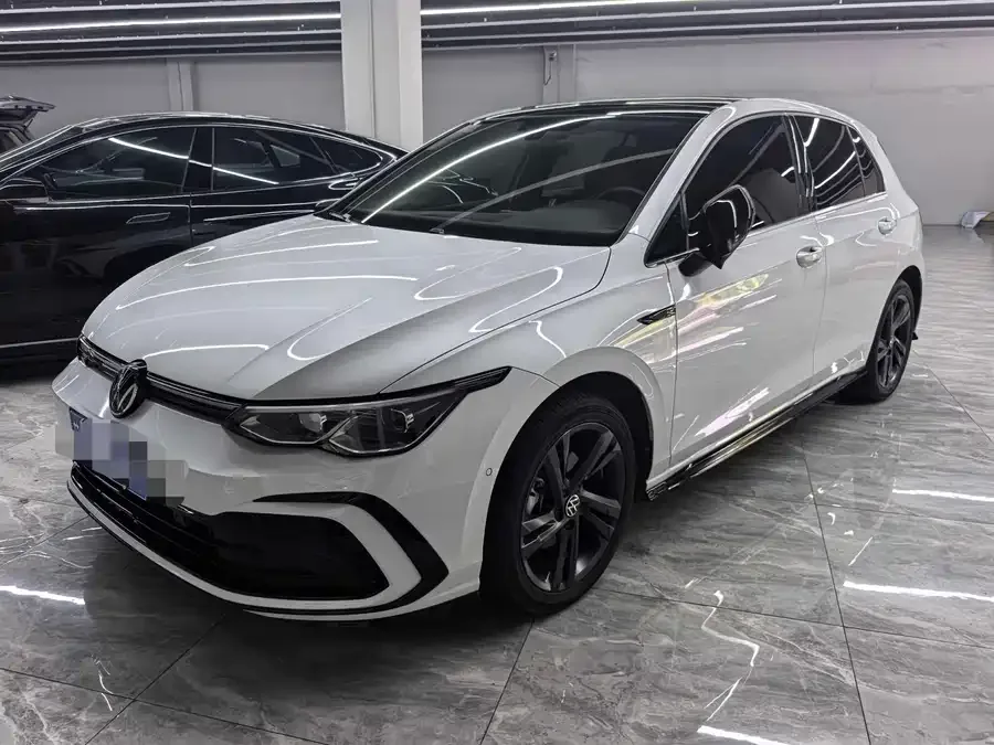 Volkswagen Golf 2024