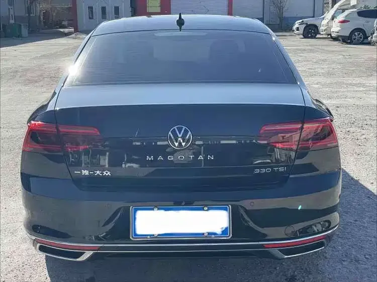 Volkswagen Magotan Magotan 2020 330TSI DSG Leading Edition 2024 — миниатюра 4