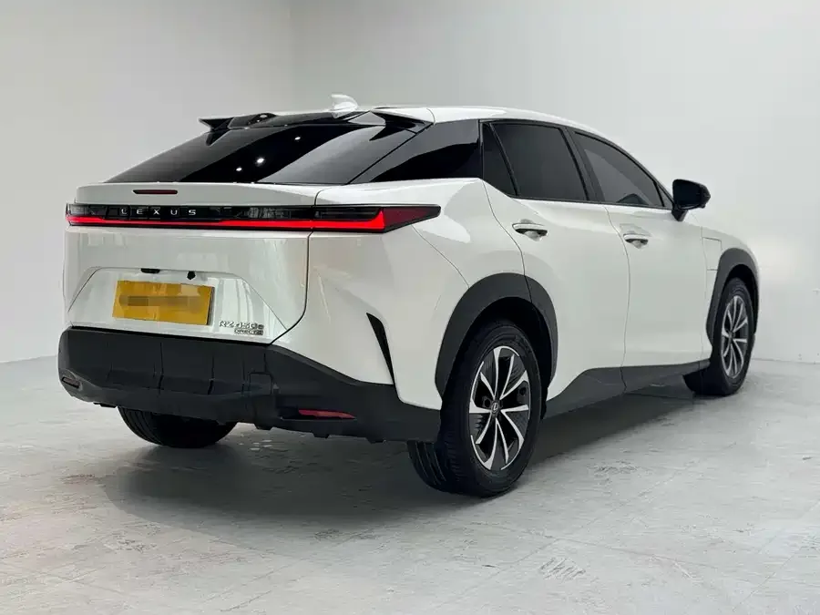Lexus RZ 2023 450e 4WD Enjoy Edition 2023 — миниатюра 2