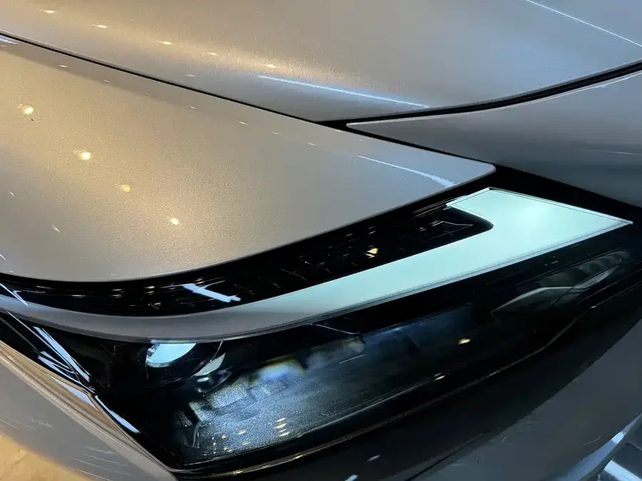 Lexus RZ 2023 450e 4WD Enjoy Edition 2023 — миниатюра 5