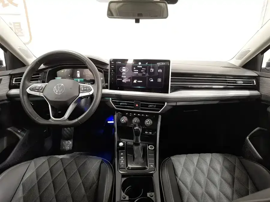 Volkswagen Sagitar 2023 Sagitar 300TSI DSG Beyond Edition 2024 — миниатюра 2
