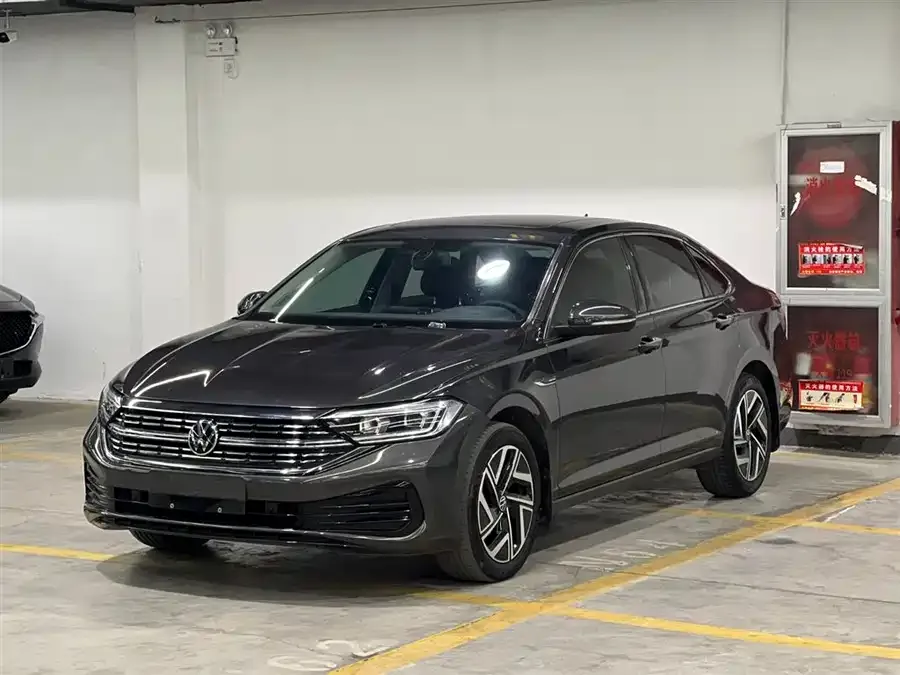 Volkswagen Sagitar 2022