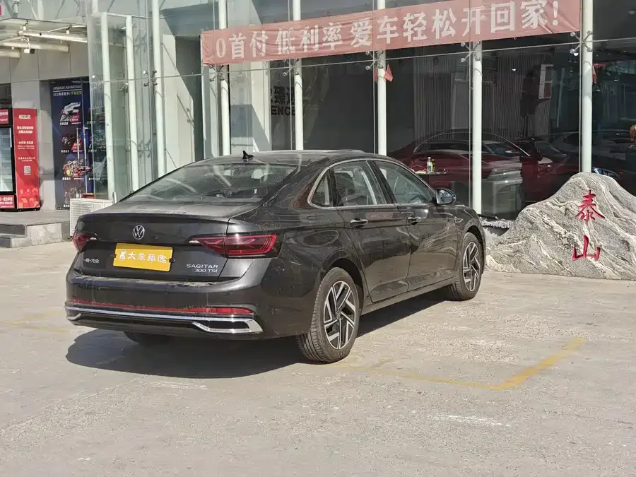 Volkswagen Sagitar 2023 Sagitar 300TSI DSG Beyond Edition 2023 — миниатюра 4