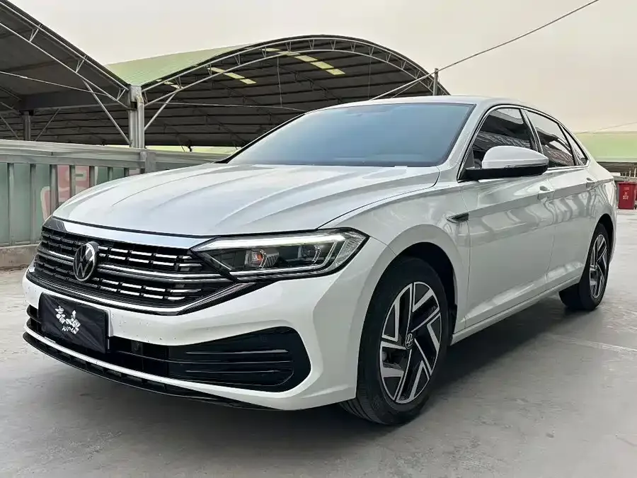 Volkswagen Sagitar 2025