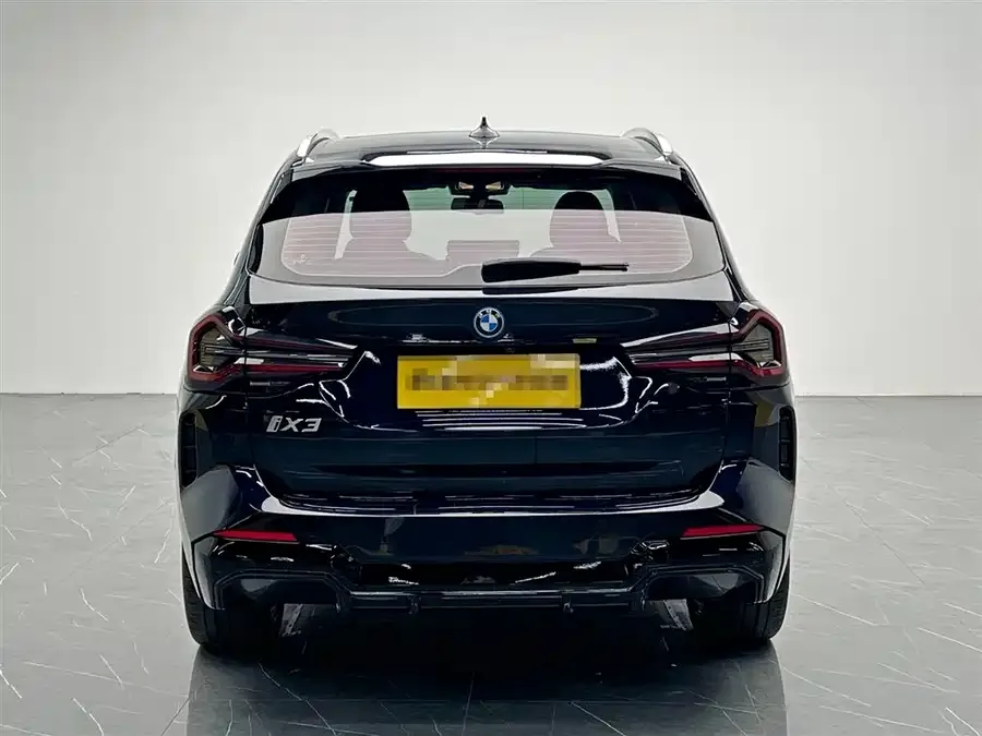 BMW iX3 2022 leading model 2022 — миниатюра 2