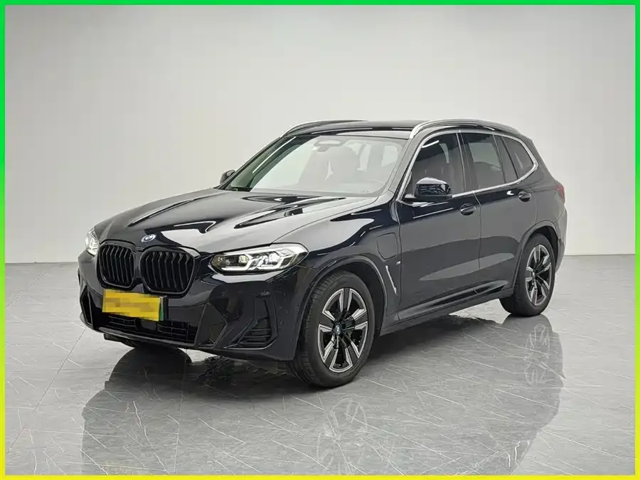BMW iX3 2022