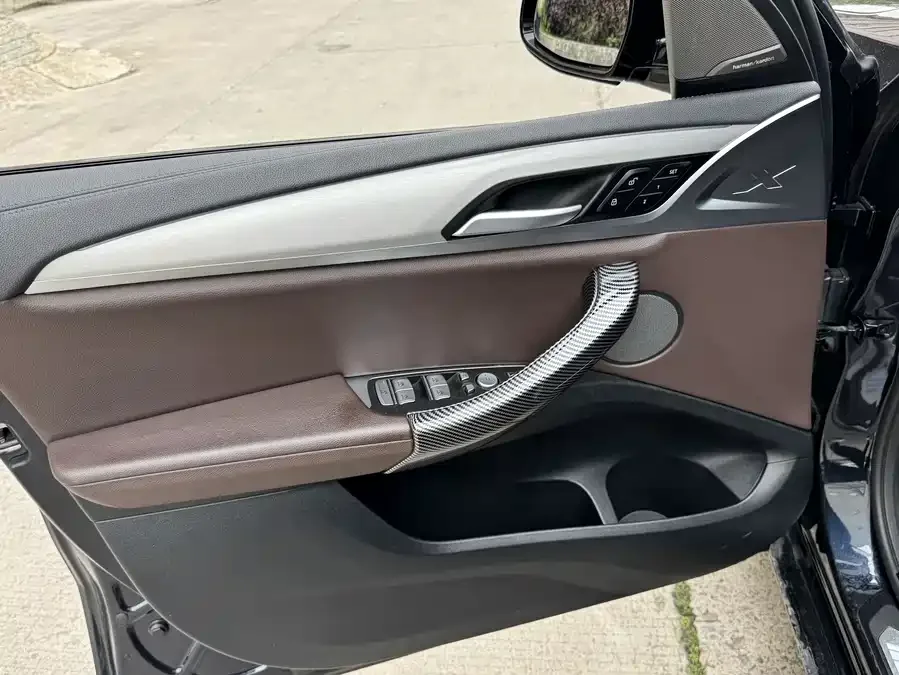 BMW iX3 2022 innovative model 2022 — миниатюра 4