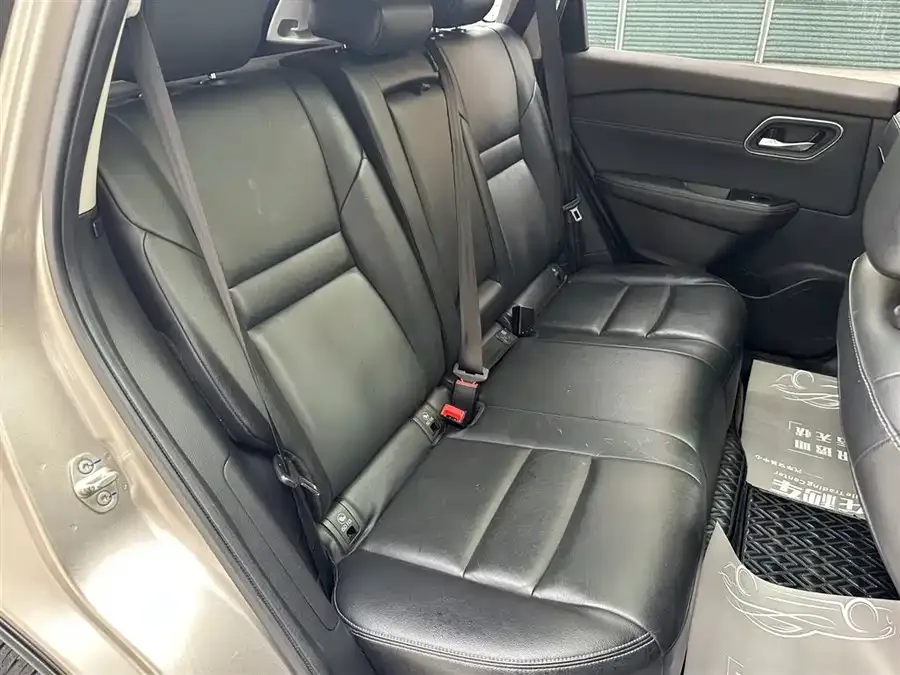 Nissan X-Trail X-Trail 2023 e-POWER Super Hybrid Dual Motor 4WD Ultimate Edition 2023 — миниатюра 3