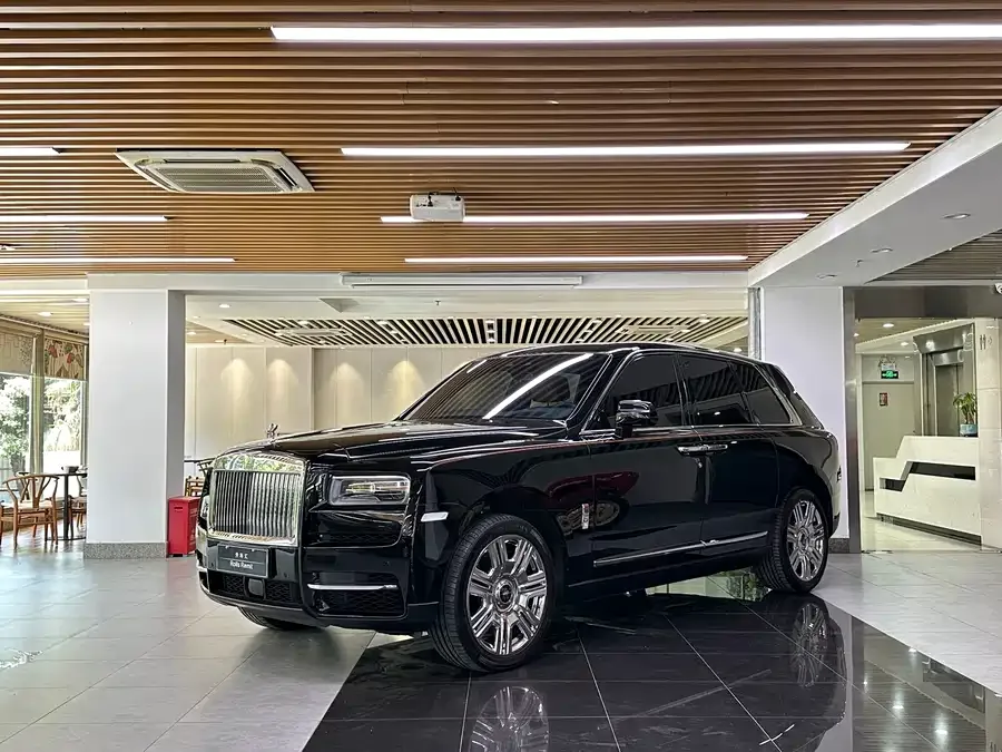 Rolls-Royce Cullinan 2024