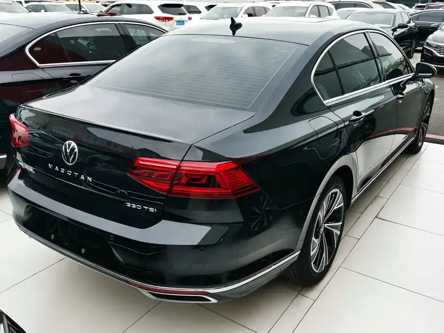 Volkswagen Magotan Magotan 2023 2 million commemorative edition 330TSI DSG luxury model 2022 — миниатюра 4