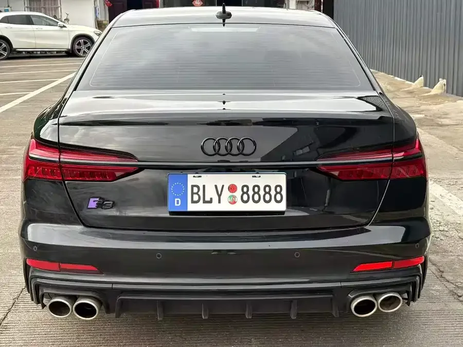 Audi A6L 2025 45 TFSI quattro Selected Dynamic Edition 2025 — миниатюра 3