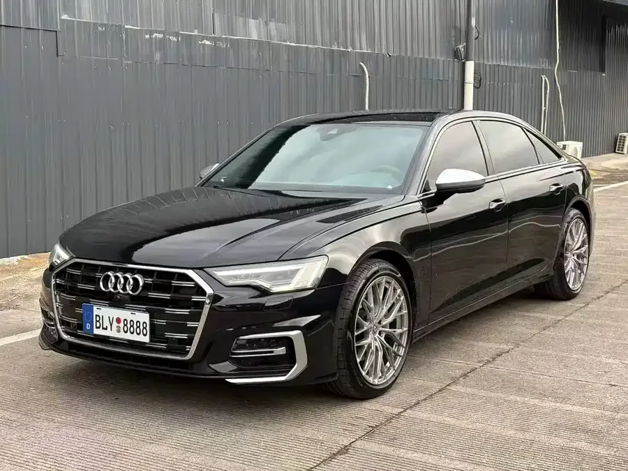 Audi A6L 2025 45 TFSI quattro Selected Dynamic Edition 2025 — фото 1, купить с доставкой в Москву