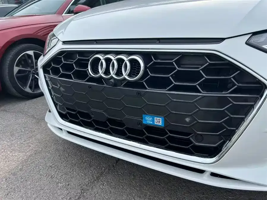 Audi a4 l 2025 2 million units Enjoyable Edition 40 TFSI Fashion Dynamic Edition 2025 — миниатюра 5
