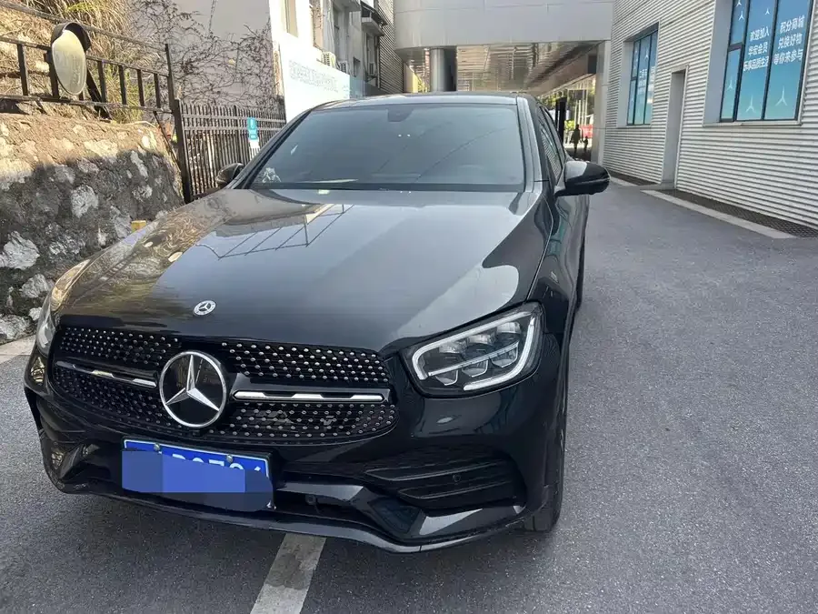 Mercedes-Benz GLC Coupe Mercedes-Benz GLC Coupe 2022 GLC 260 4MATIC Coupe SUV 2022 — миниатюра 5