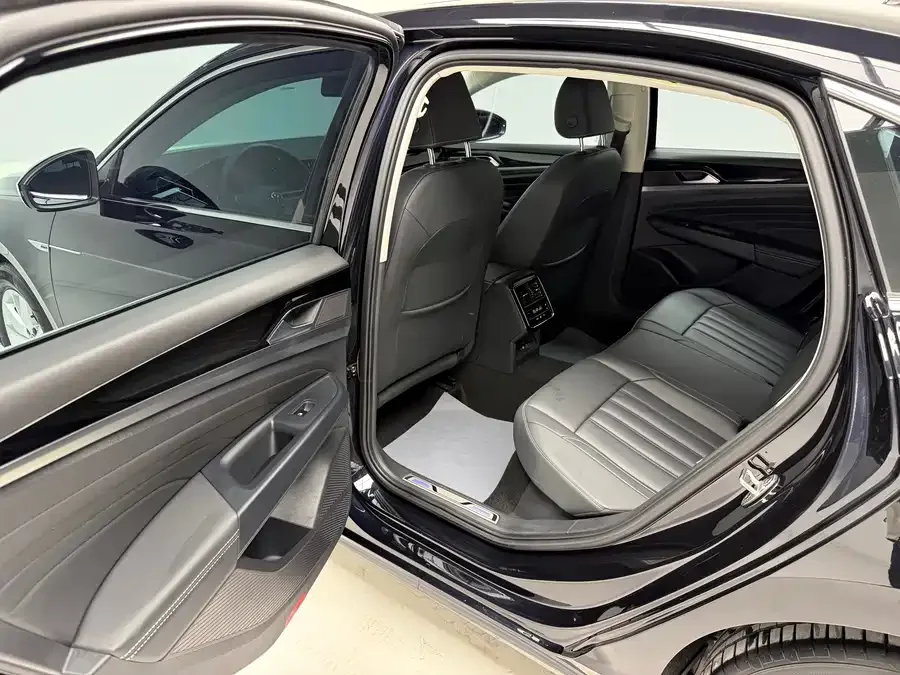 Volkswagen Passat New Energy Passat New Energy 2022 430PHEV Hybrid Business Edition 2022 — миниатюра 4