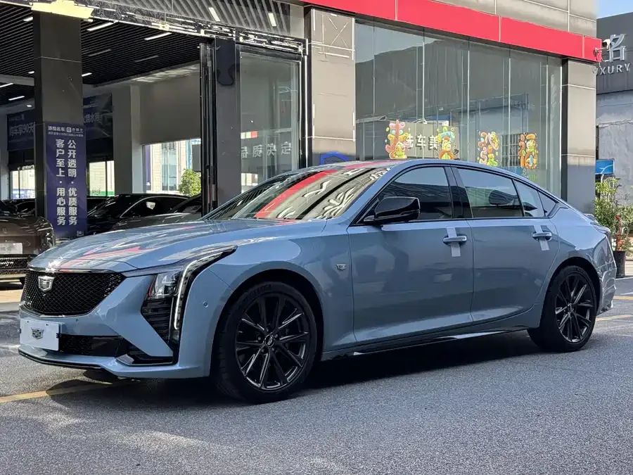 Cadillac CT5 2025 28T Track Performance Edition + Peak Track Optional Package 2025 — фото 1, купить с доставкой в Москву