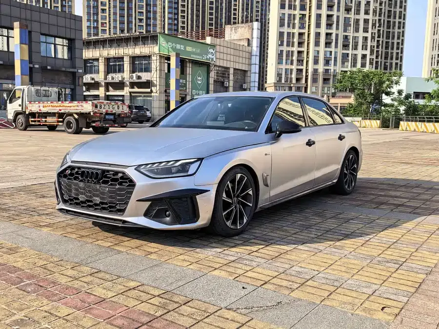 Audi a4 l 2023